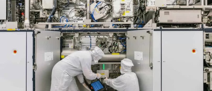 Китайские инженеры сломали литографическую установку ASML при попытке обратной разработки